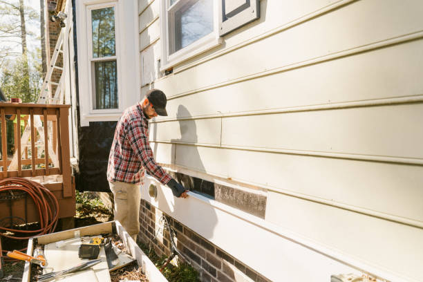 Top rated local Emergency Siding Repair specialists in North East, PA